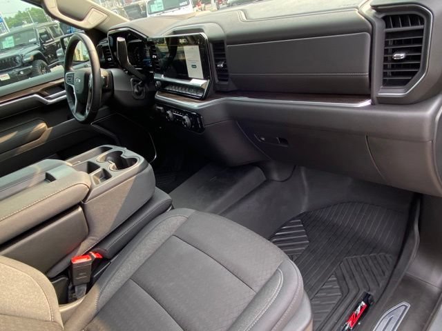 Used 2026 Chevrolet Silverado 1500 RST AWD/4WD image 23