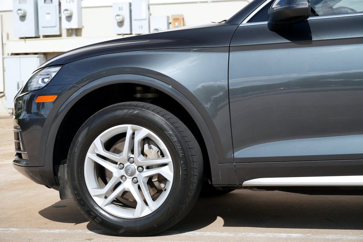 Used 2019 Audi Q5 2.0T Premium w/ Convenience Package AWD/4WD image 24