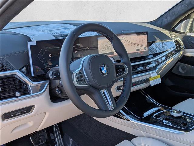 New 2026 BMW X7 M60i image 3