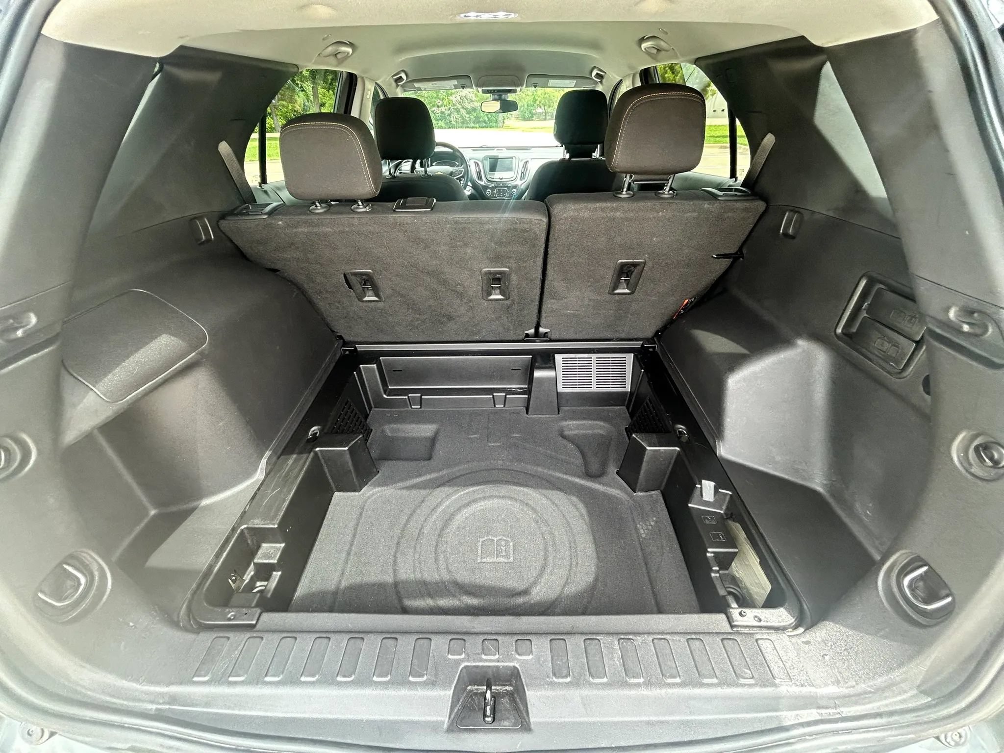 Used 2021 Chevrolet Equinox LT FWD image 11