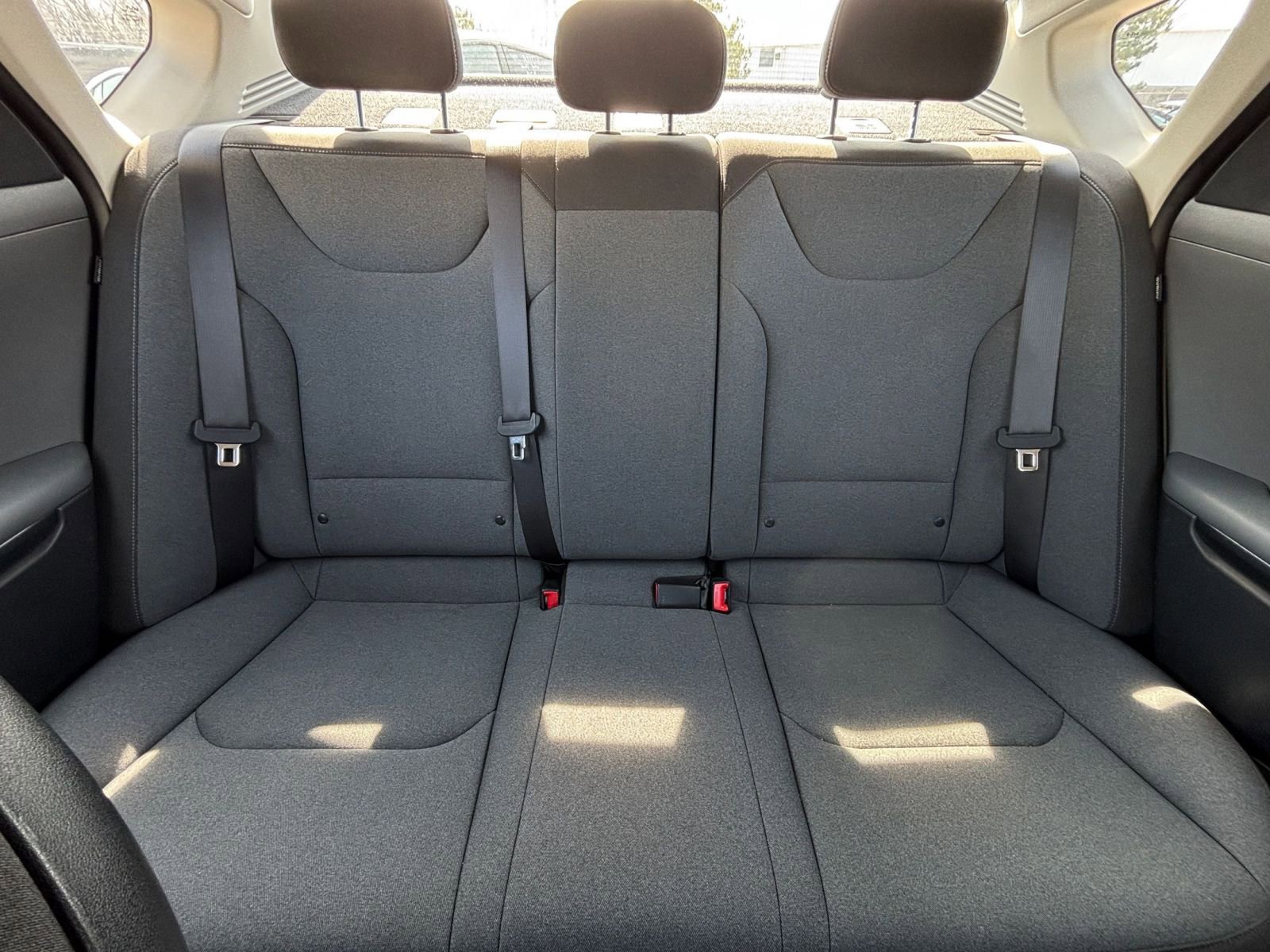 Used 2025 Kia K4 FWD image 38