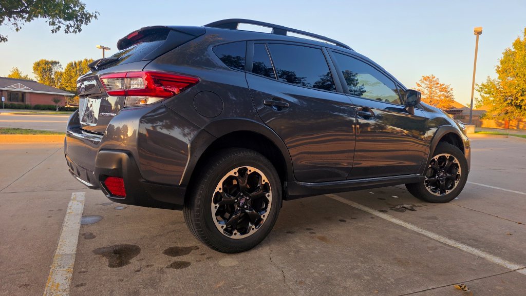 Used 2023 Subaru Crosstrek 2.0i Premium AWD/4WD image 16