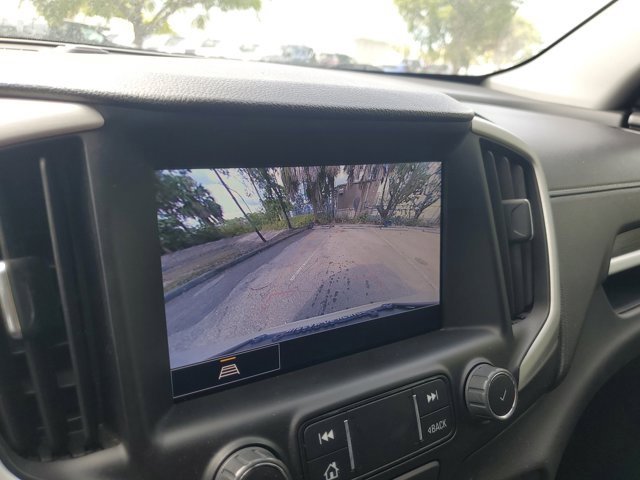 Used 2023 GMC Terrain SLT image 30