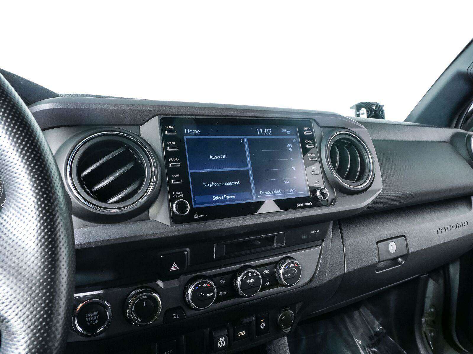 Used 2022 Toyota Tacoma TRD Off-Road AWD/4WD image 12