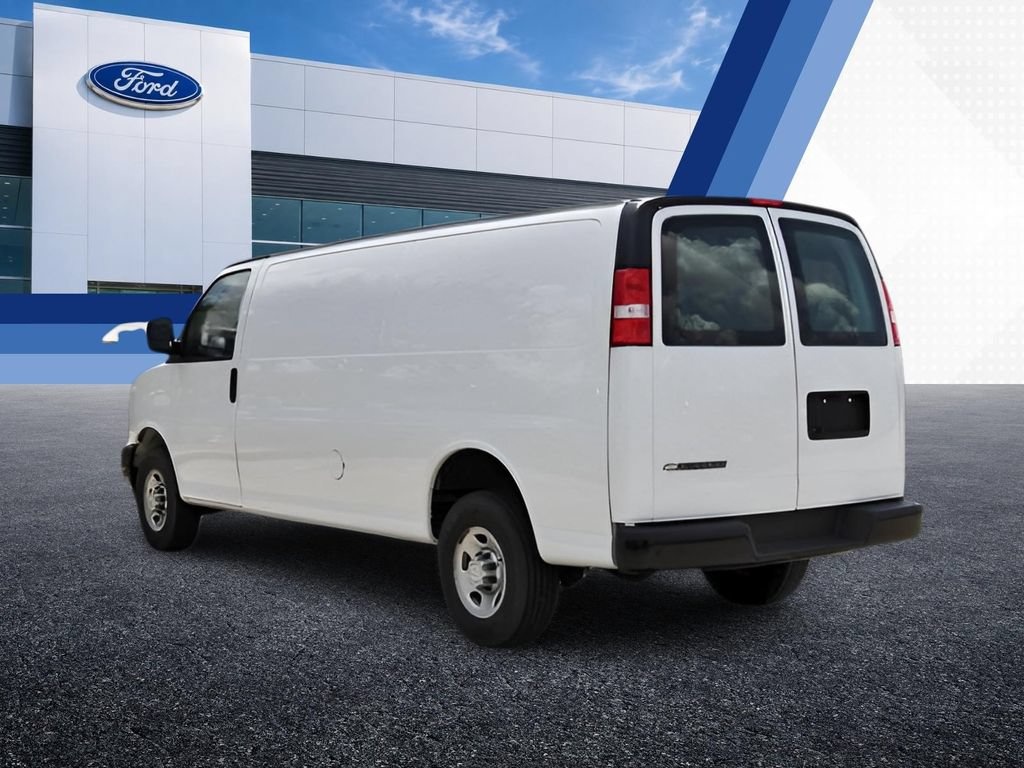 Used 2021 Chevrolet Express 2500 Extended w/ Driver Convenience Package RWD image 2