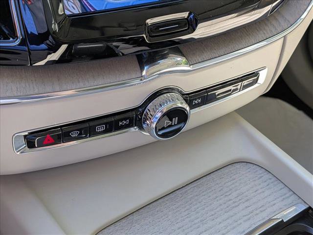 Used 2023 Volvo XC60 T8 Plus w/ Climate Package image 14