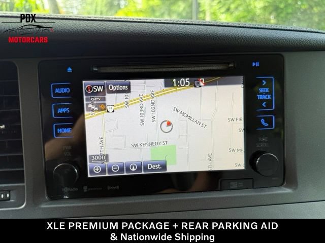 Used 2017 Toyota Sienna XLE Premium FWD image 23