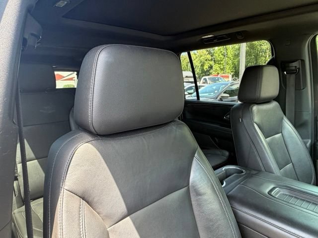 Used 2021 Chevrolet Suburban LT w/ LT Signature Package AWD/4WD image 31