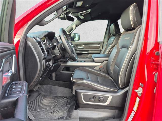 Used 2024 RAM 1500 Laramie AWD/4WD image 15