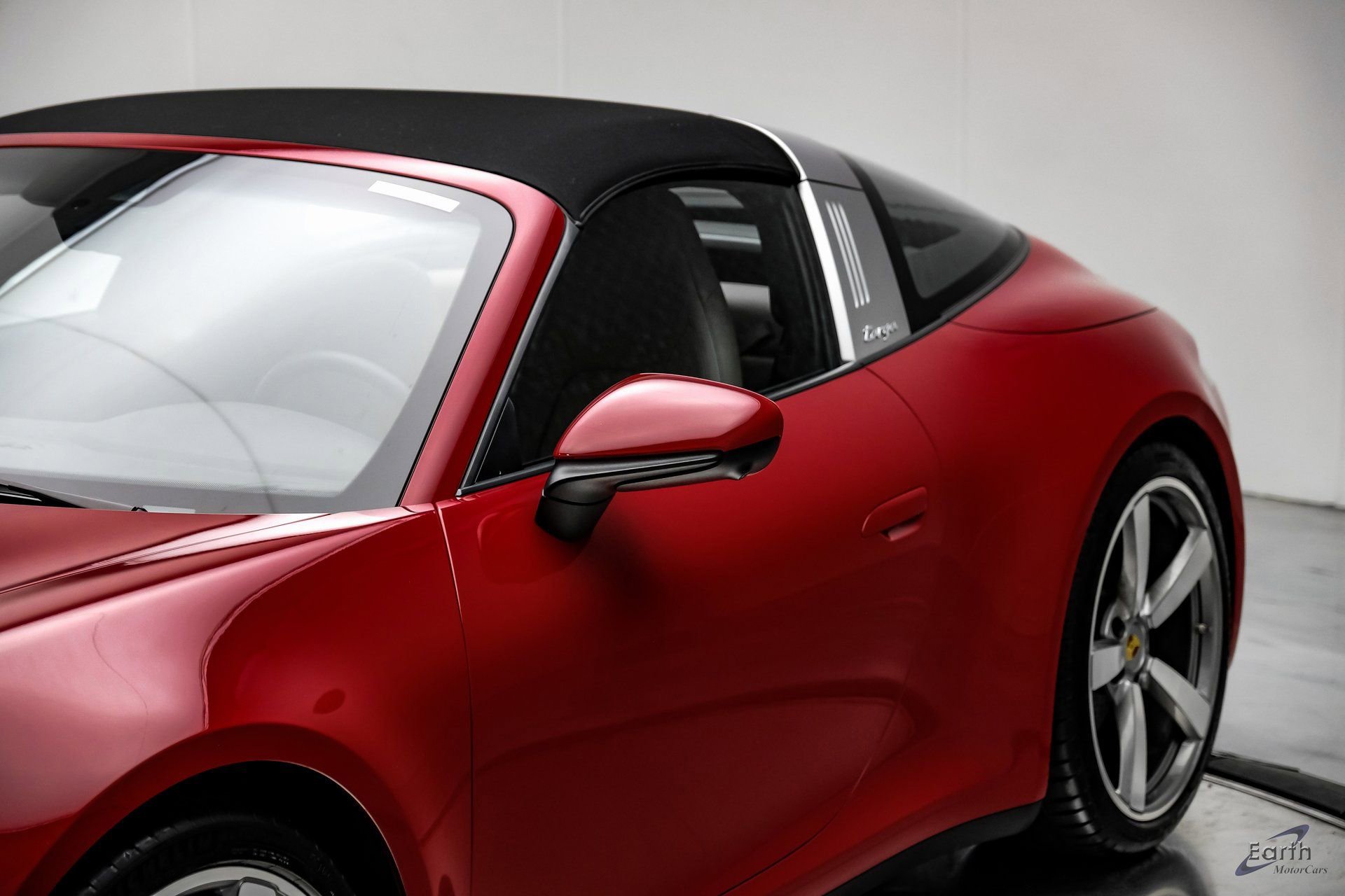 Used 2021 Porsche 911 Targa 4S Heritage Design image 33