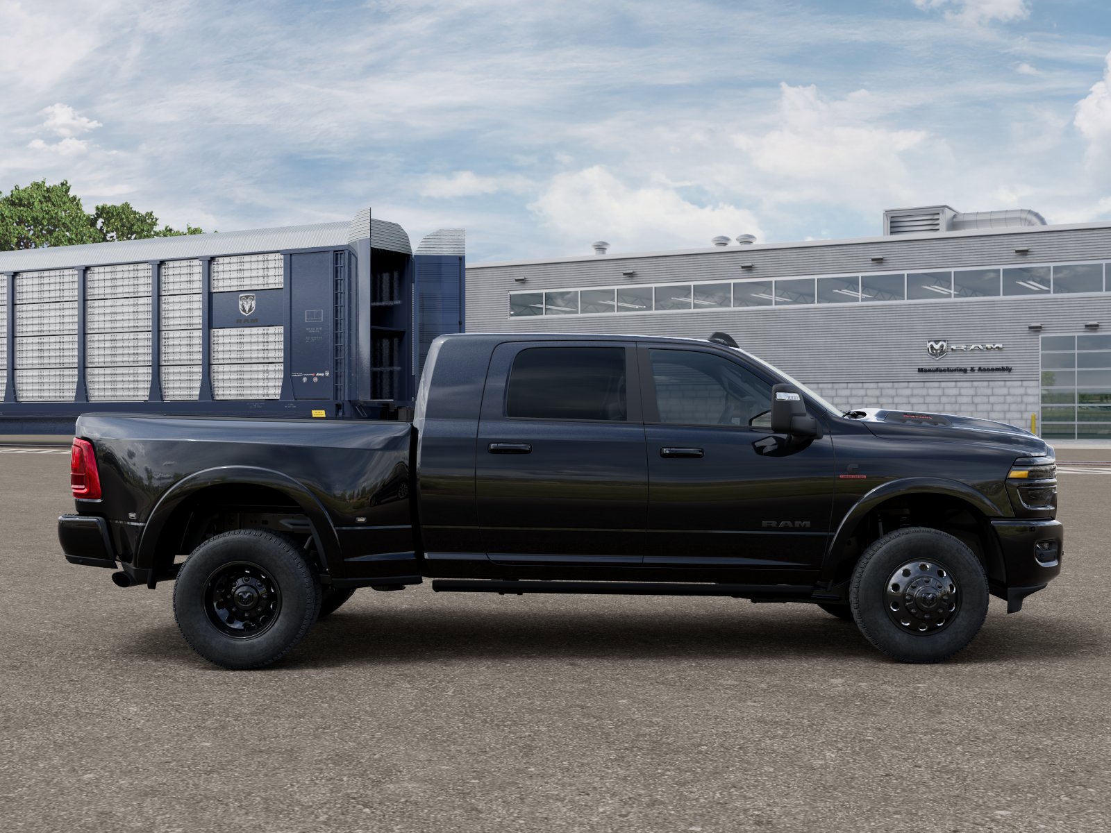 New 2026 RAM 3500 Limited AWD/4WD image 21