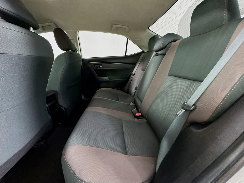 Used 2019 Toyota Corolla LE FWD image 28