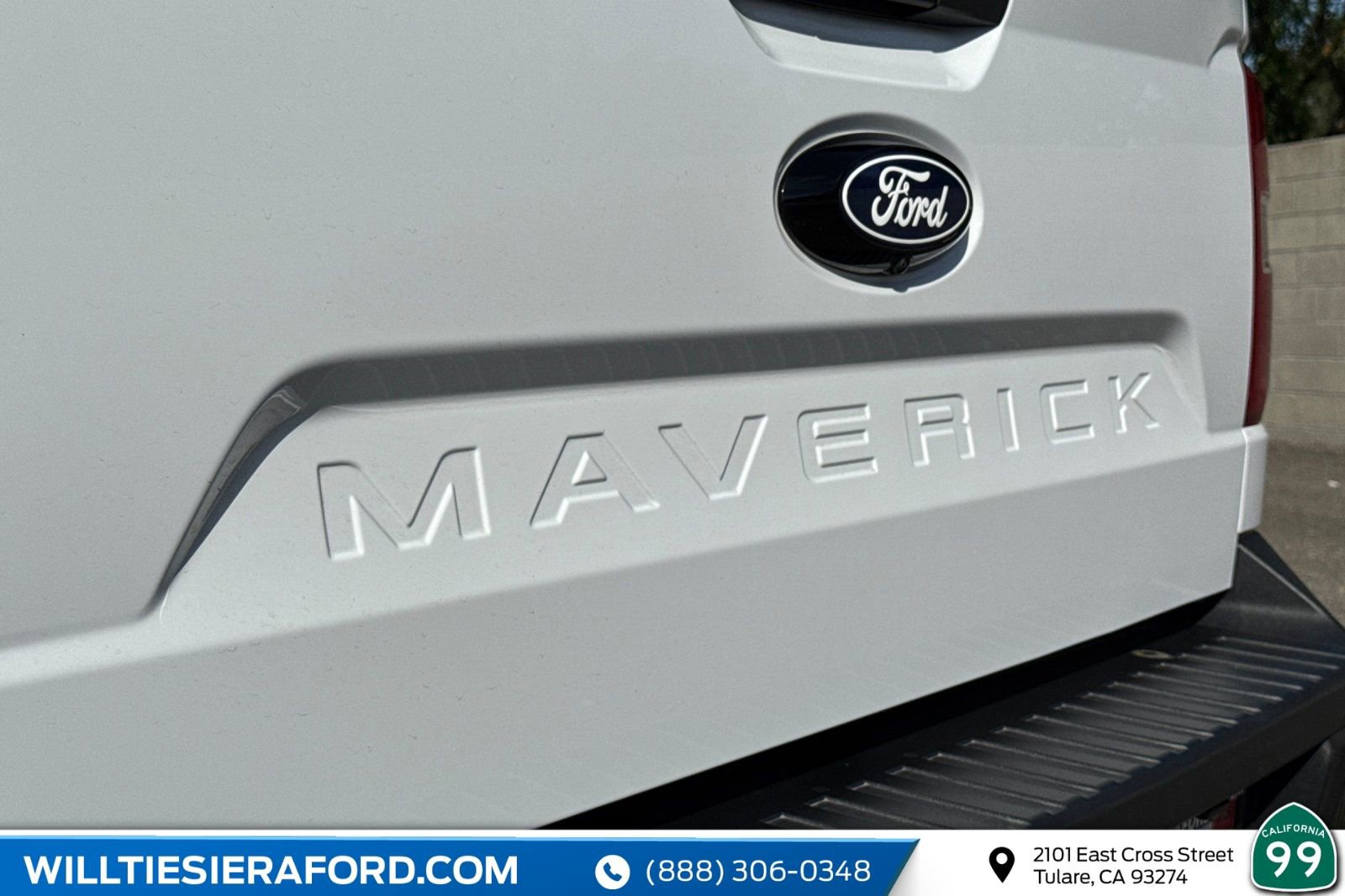 Used 2025 Ford Maverick XL image 8