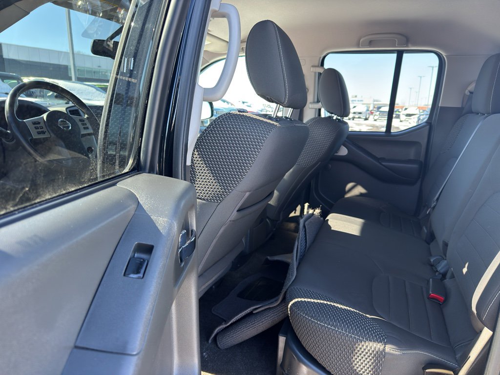 Used 2017 Nissan Frontier PRO-4X image 29