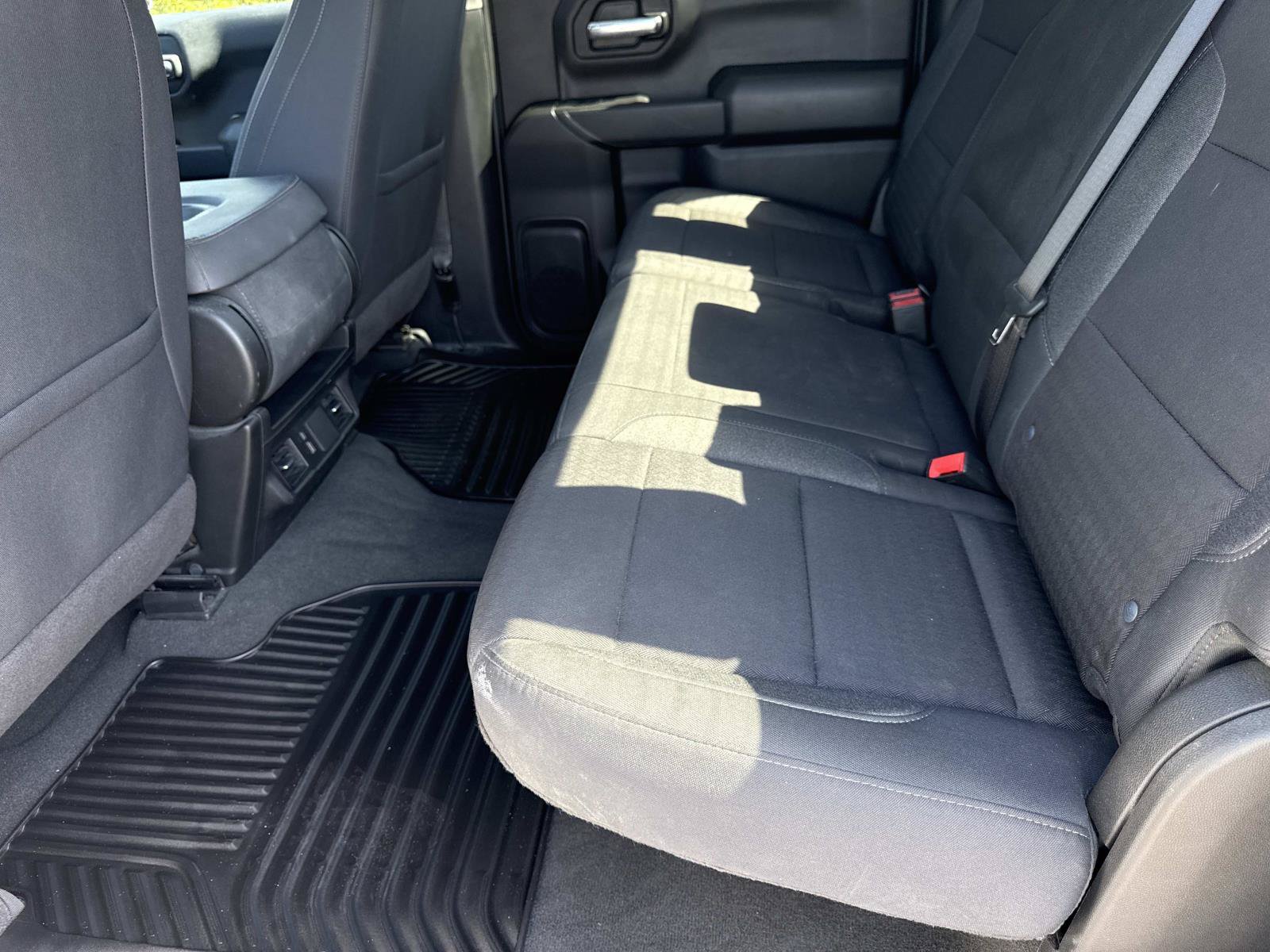 Used 2025 Chevrolet Silverado 1500 Custom RWD image 10