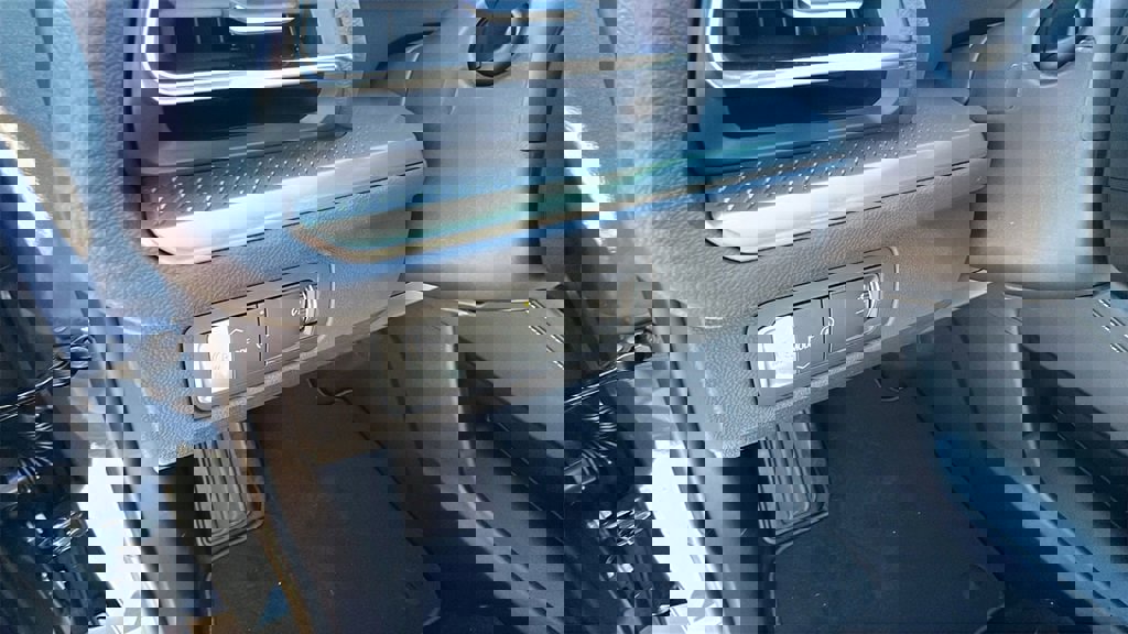 New 2026 Chevrolet Traverse LT w/ Midnight/Sport Edition image 20