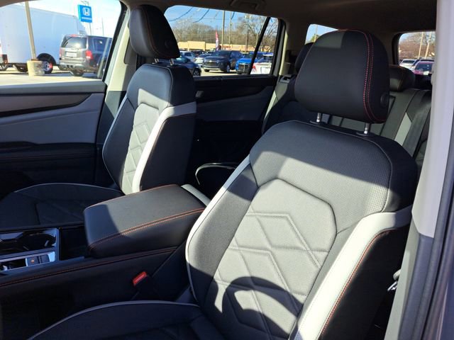 New 2026 Volkswagen Atlas Peak Edition image 5