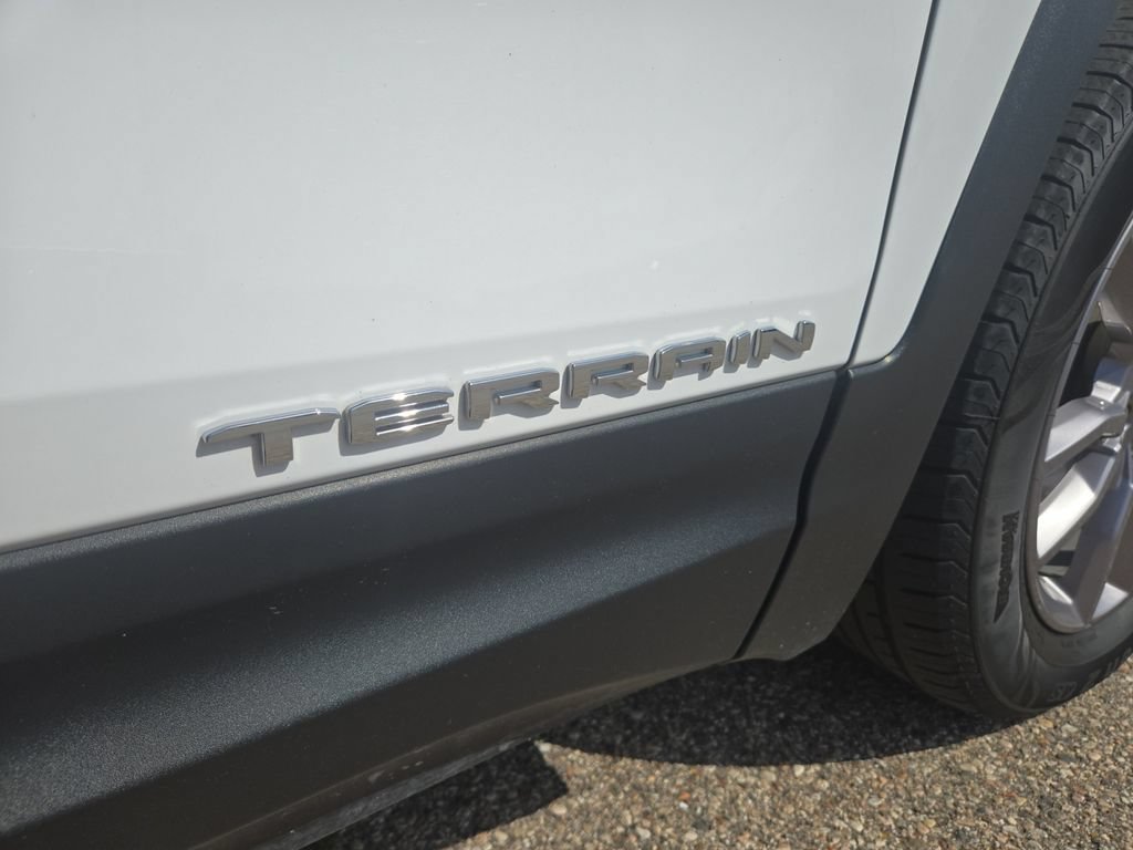 Used 2024 GMC Terrain SLT AWD/4WD image 40