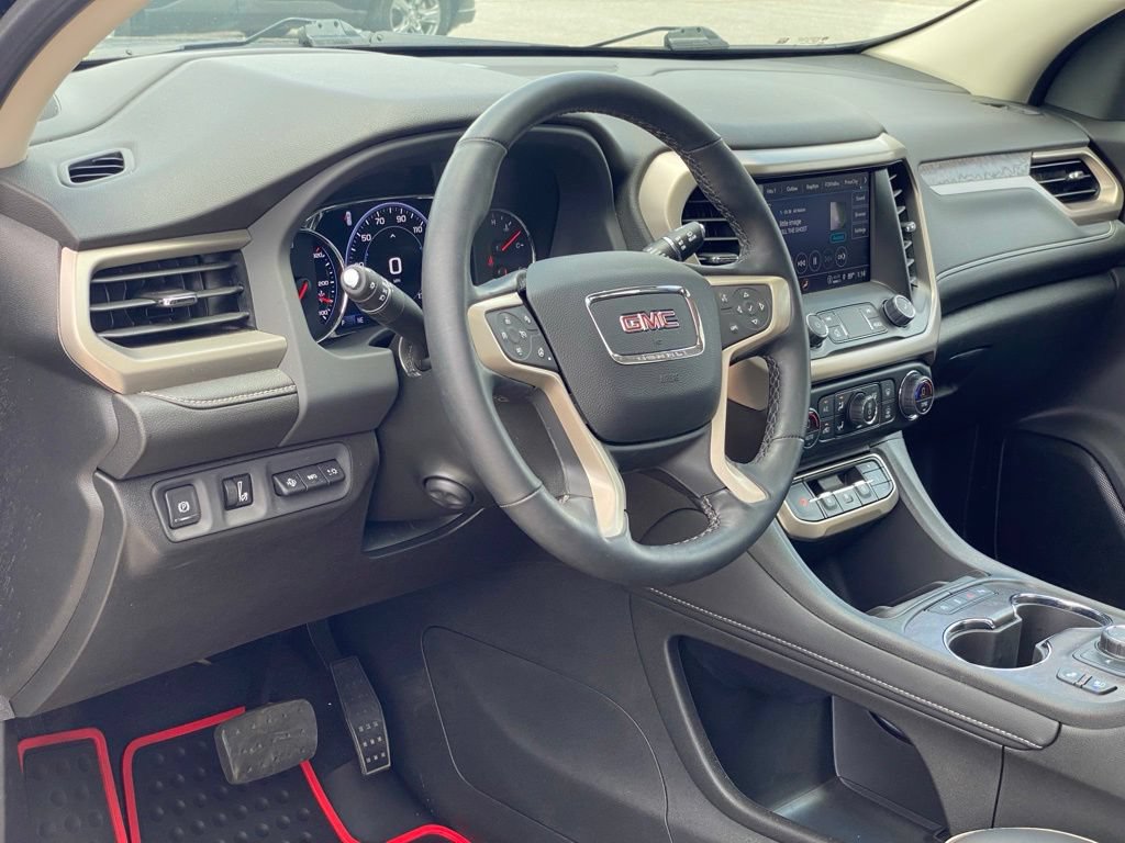 Used 2023 GMC Acadia Denali w/ Denali Ultimate Package AWD/4WD image 10