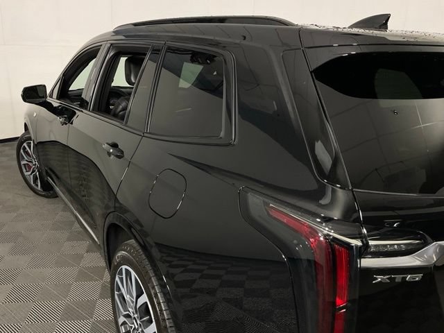 Used 2024 Cadillac XT6 Sport w/ Technology Package AWD/4WD image 35