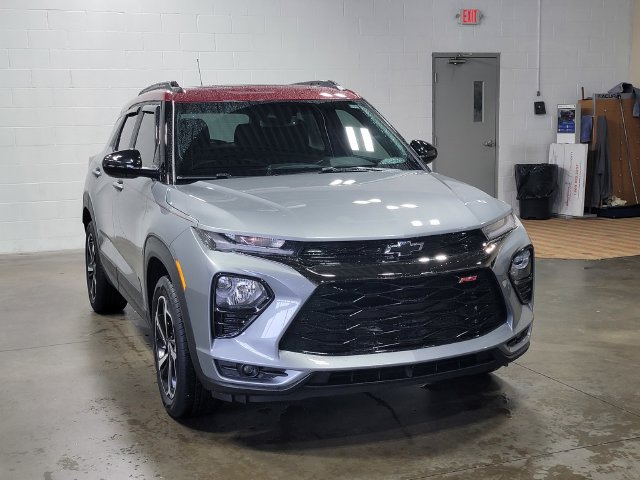 Certified 2023 Chevrolet TrailBlazer RS w/ Sun and Liftgate Package AWD/4WD image 4