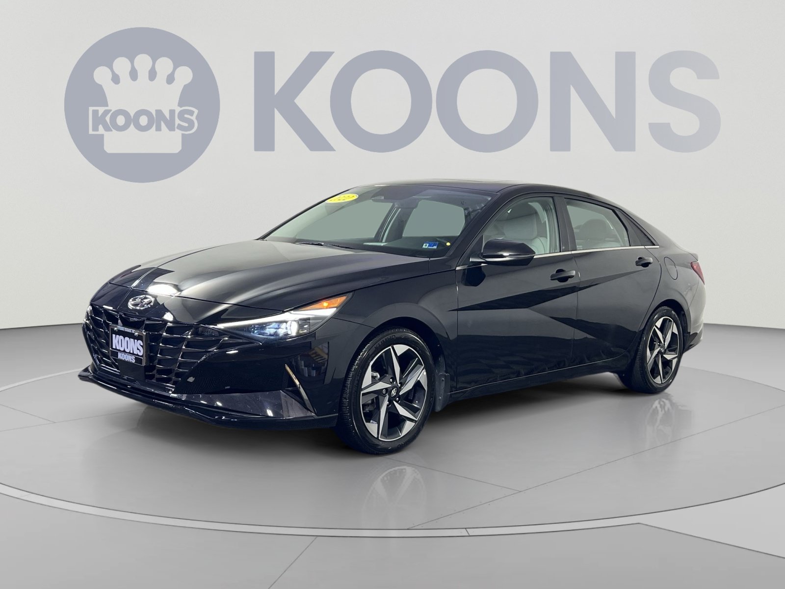 Used 2022 Hyundai Elantra Limited w/ Cargo Package
