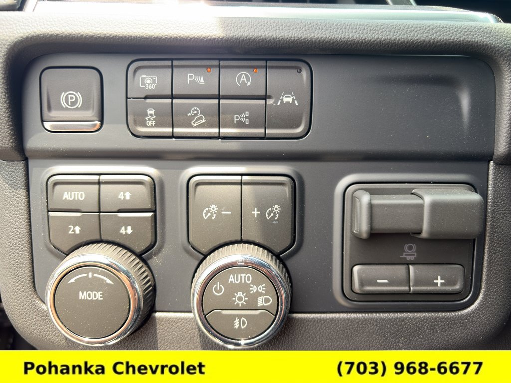 New 2026 Chevrolet Tahoe Premier w/ Sun And Tow Package AWD/4WD image 19