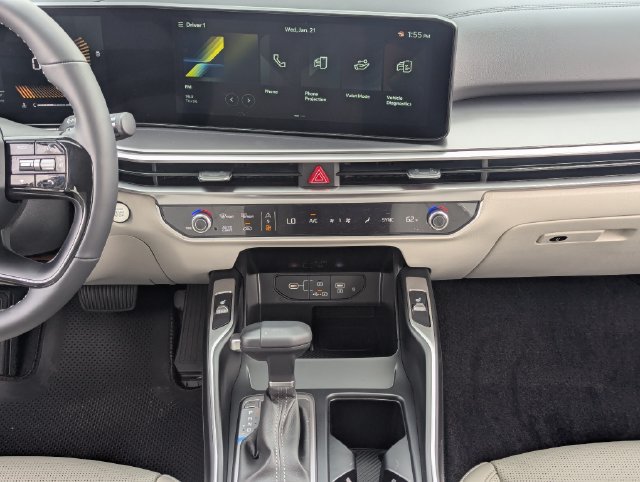 Certified 2026 Kia Sorento S FWD image 17