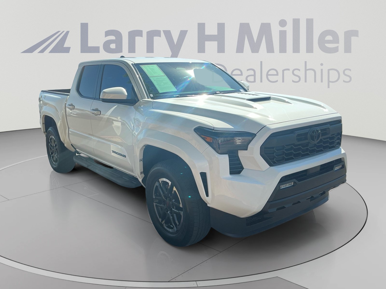 Used 2026 Toyota Tacoma TRD Sport AWD/4WD image 6
