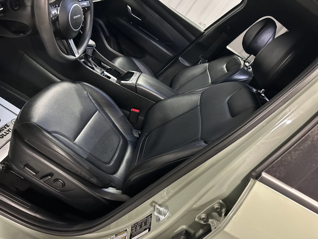Used 2025 Hyundai Santa Cruz SEL FWD image 10