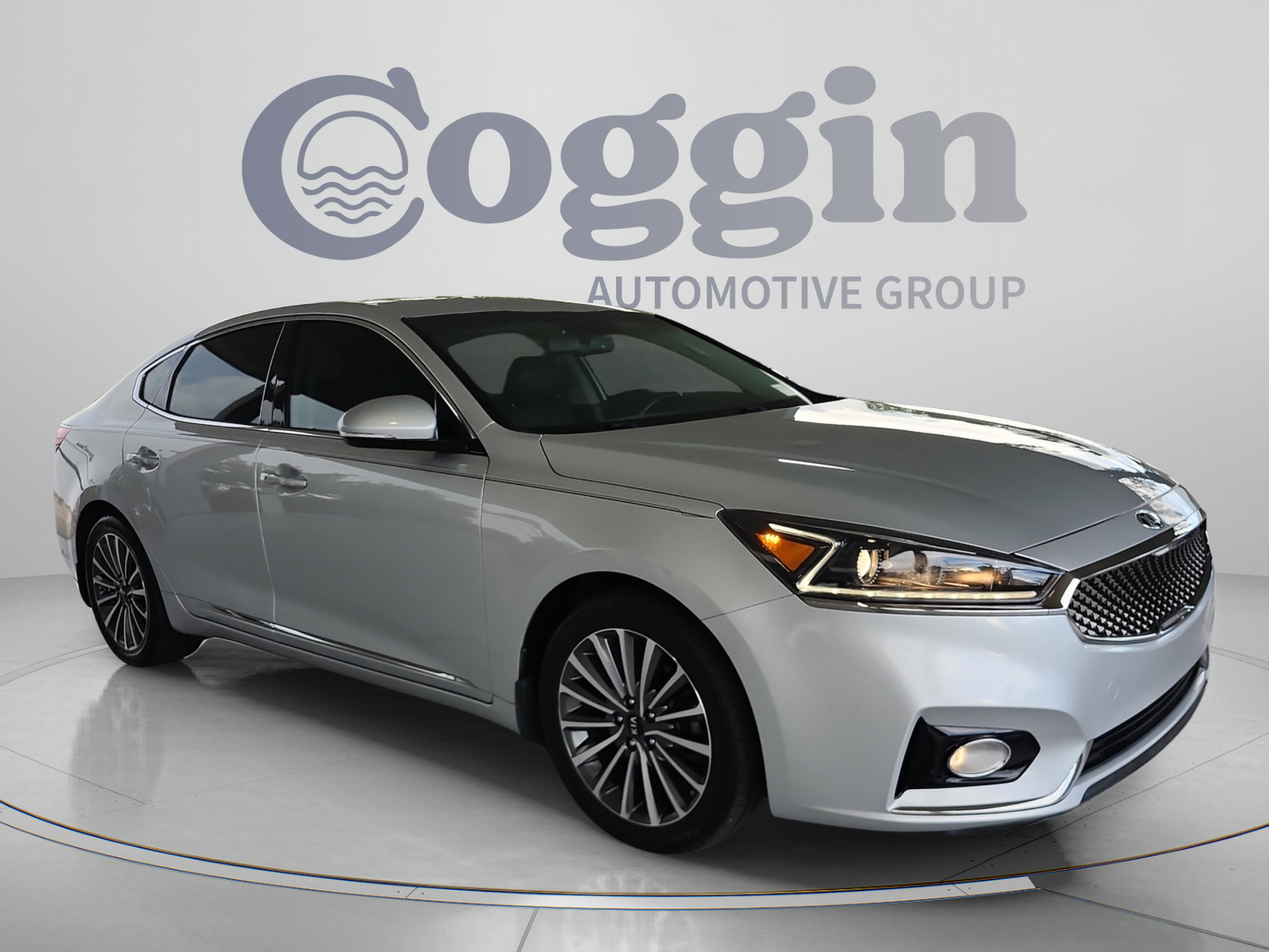 Used 2018 Kia Cadenza Premium FWD image 7