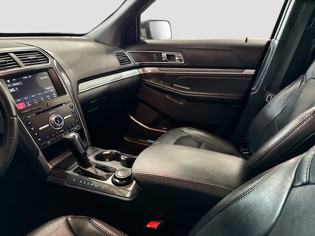 Used 2018 Ford Explorer Sport w/ Equipment Group 401A image 25
