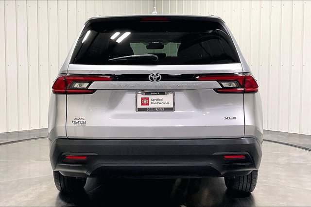 Certified 2025 Toyota Grand Highlander AWD image 4
