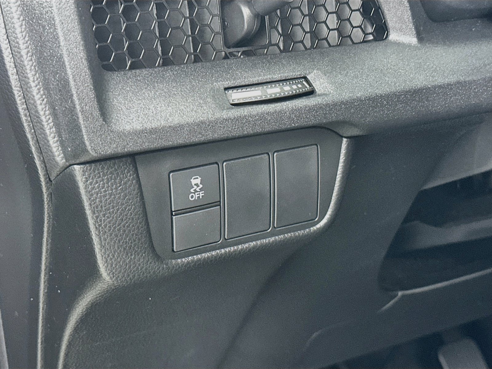 Used 2025 Honda CR-V LX image 10