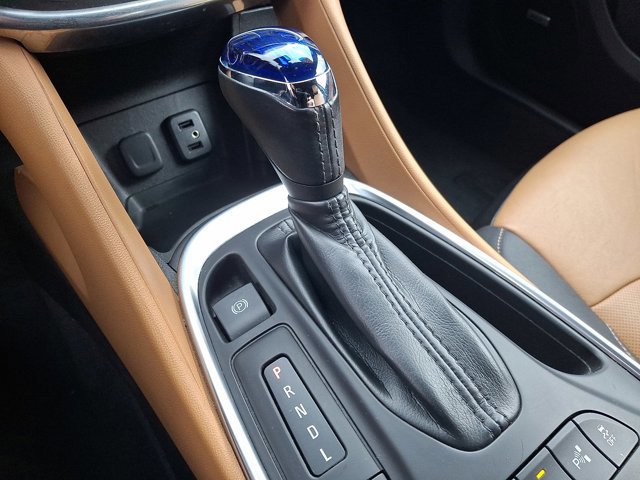 Used 2017 Chevrolet Volt Premier w/ Driver Confidence II Package image 14