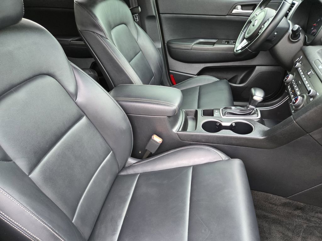 Used 2017 Kia Sportage EX FWD image 19