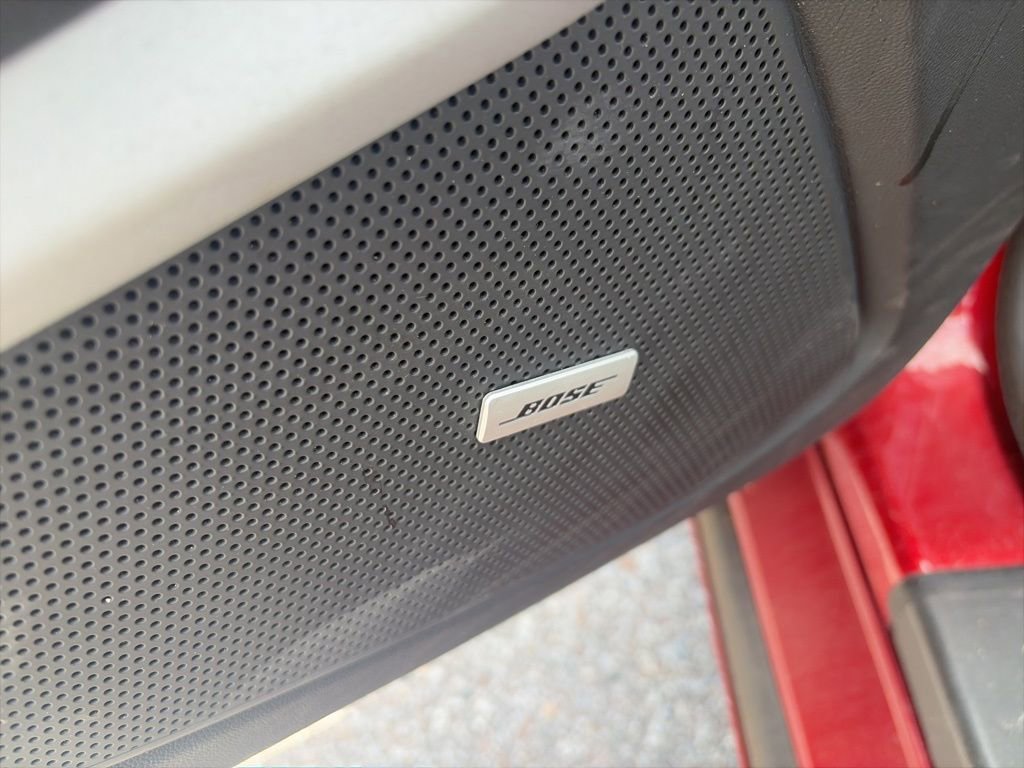 Used 2021 Chevrolet Camaro LT w/ Wild Cherry Design Package 1 RWD image 17