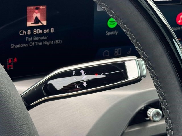Certified 2026 Cadillac Vistiq Luxury AWD/4WD image 8
