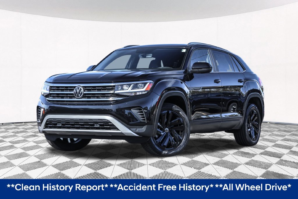 Certified 2023 Volkswagen Atlas Cross Sport SE w/ Panoramic Sunroof Package AWD/4WD image 2