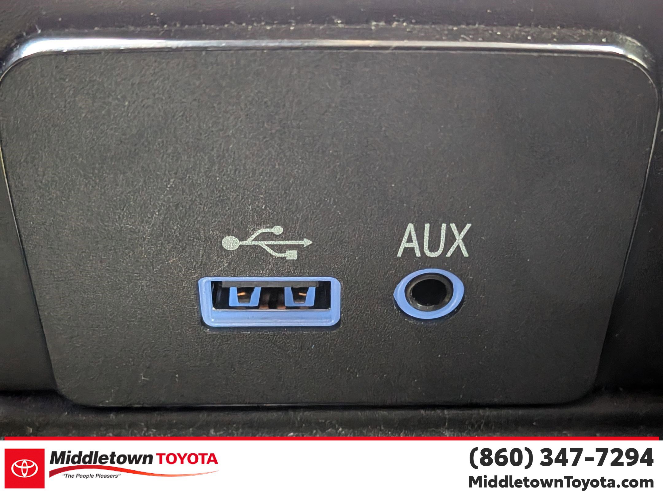 Used 2017 RAM 1500 Laramie w/ Convenience Group image 27