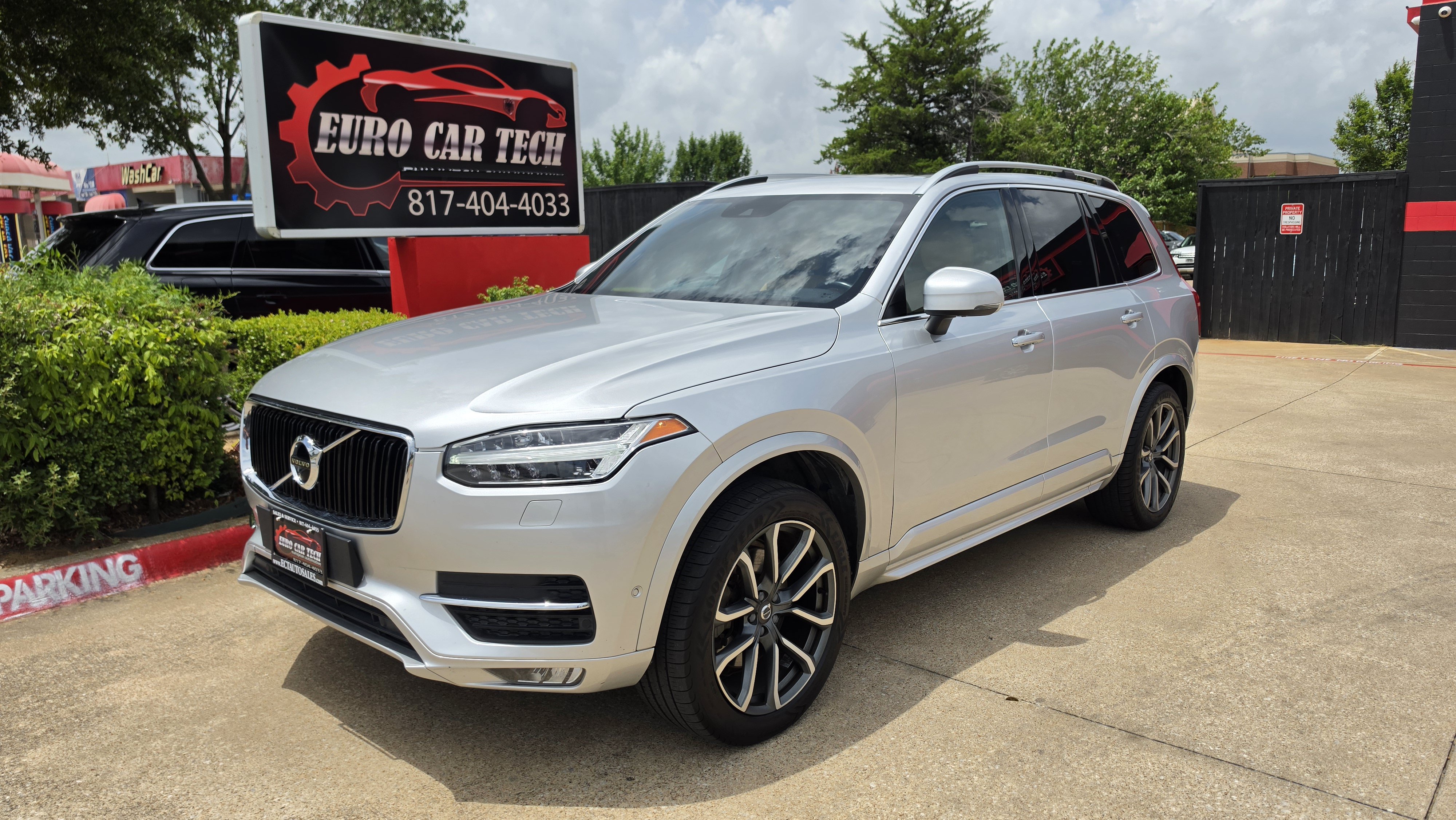 Used 2018 Volvo XC90 T6 Momentum w/ Convenience Package