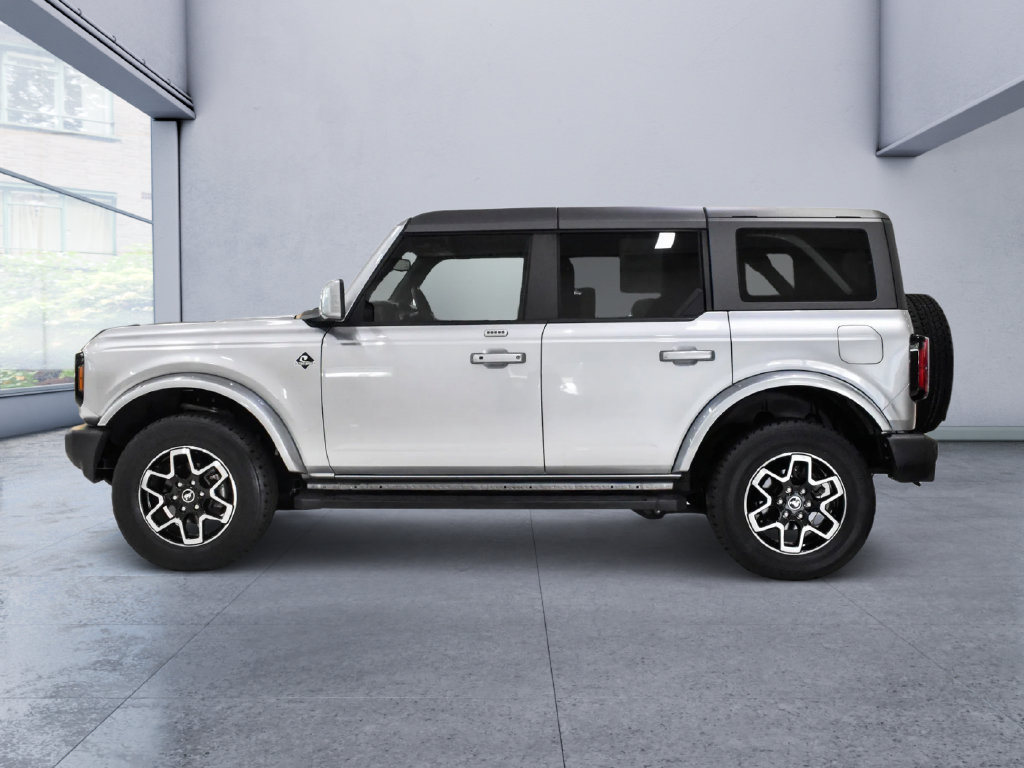 Used 2023 Ford Bronco Outer Banks AWD/4WD image 3
