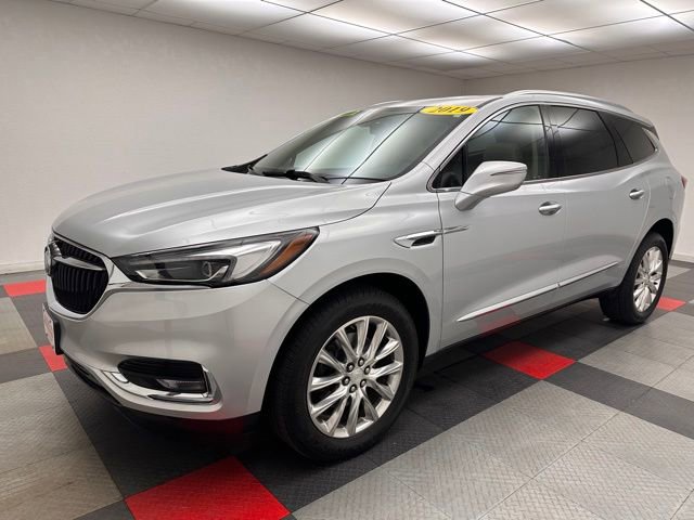 Used 2019 Buick Enclave Essence AWD/4WD image 3
