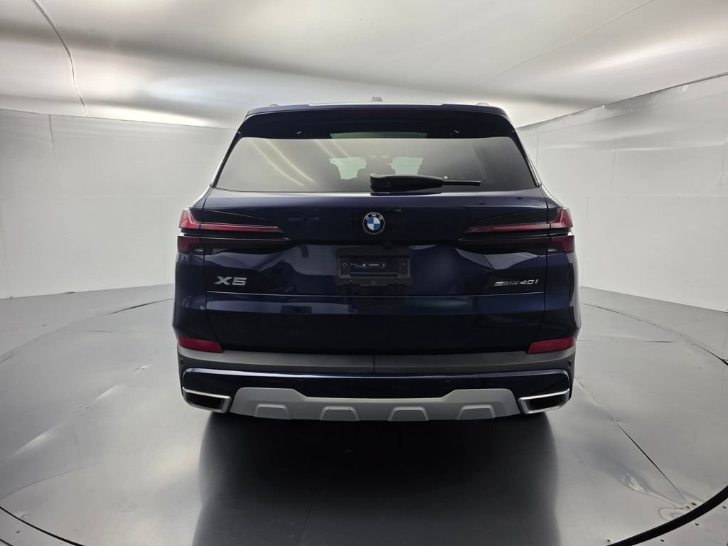 Certified 2025 BMW X5 sDrive40i w/ Premium Package RWD image 5