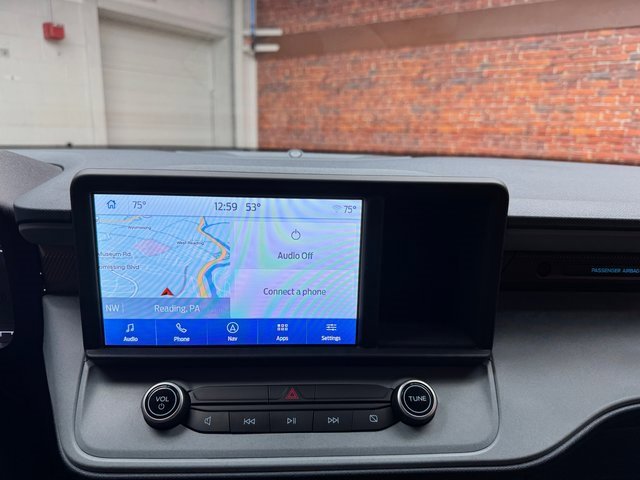 Used 2023 Ford Maverick Lariat w/ Lariat Luxury Package image 18