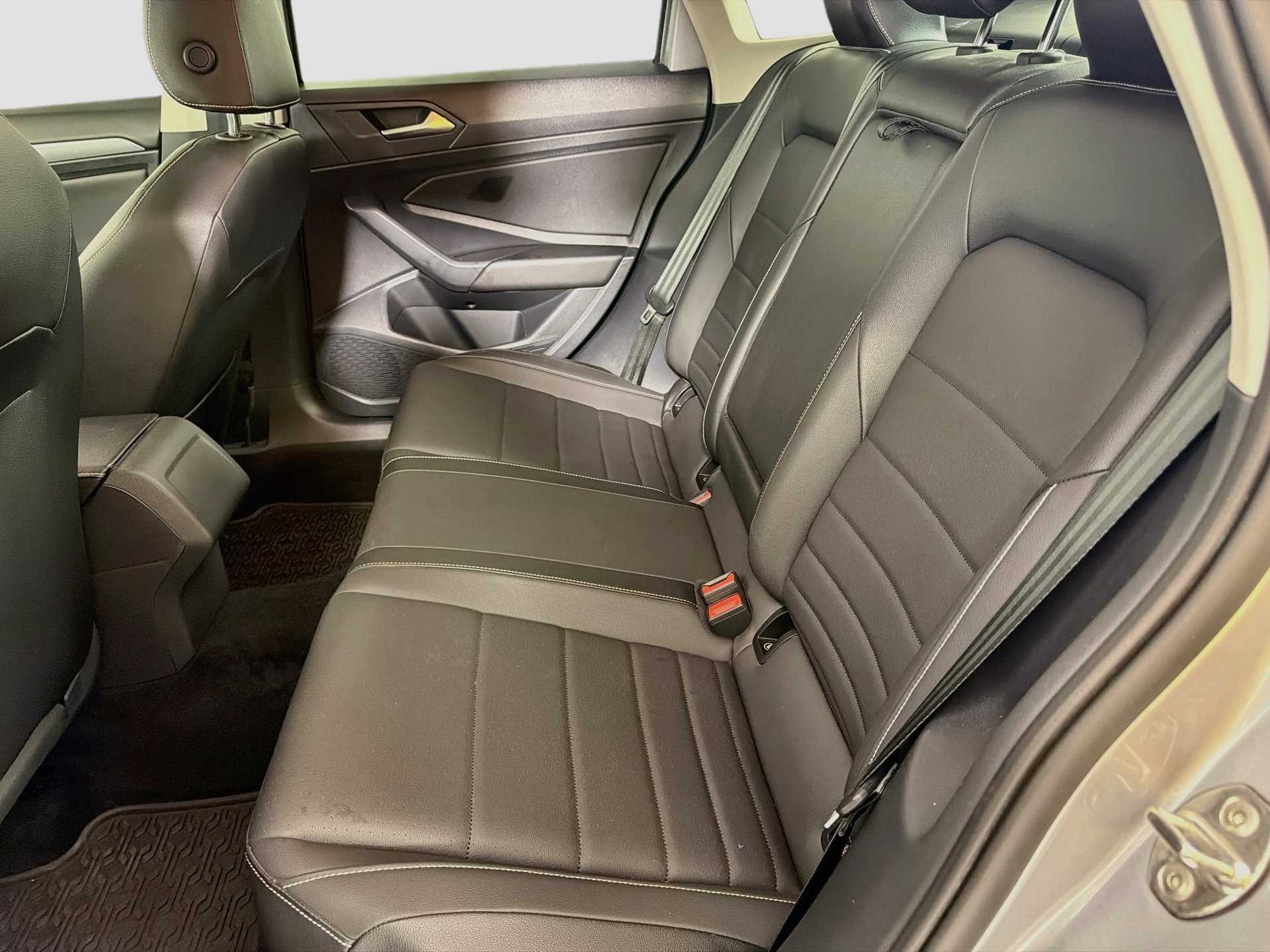 Certified 2023 Volkswagen Jetta SE FWD image 22