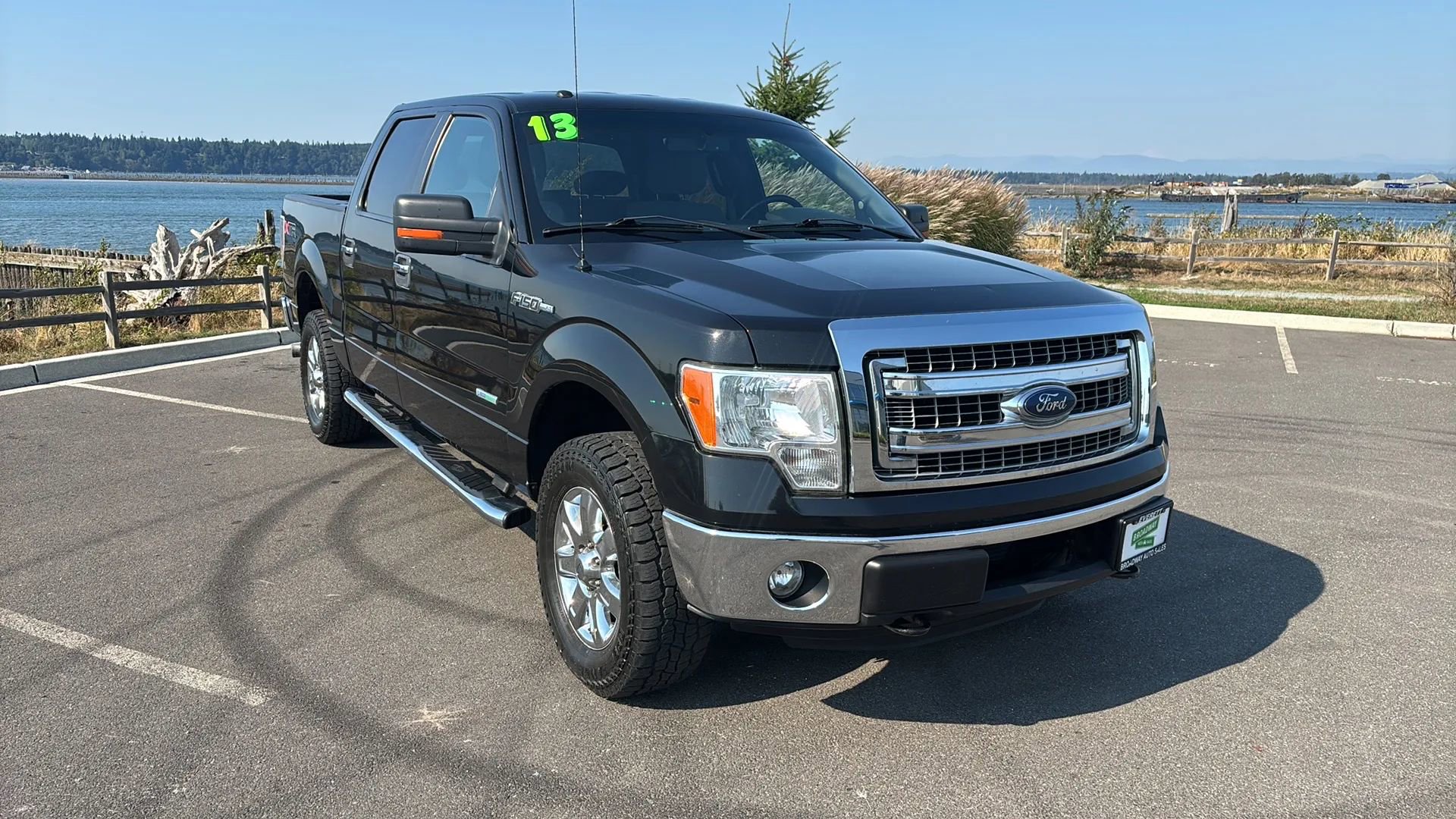 Used 2013 Ford F150 XLT w/ Luxury Equipment Group image 3