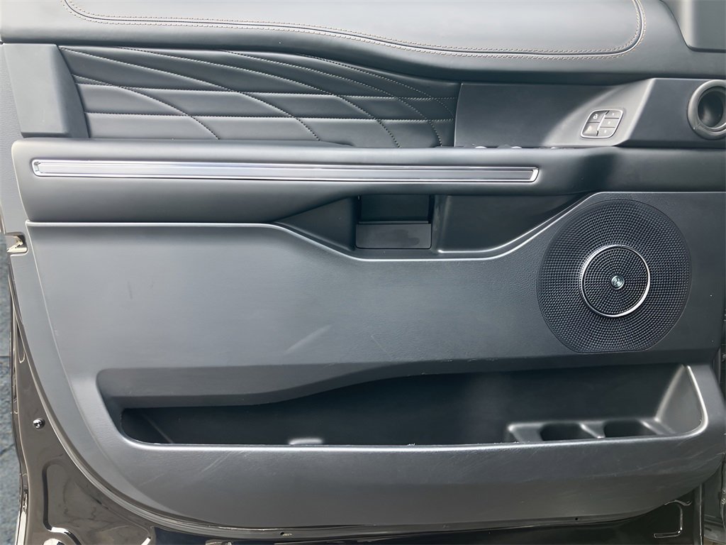 Used 2020 Ford Expedition Max Platinum image 45