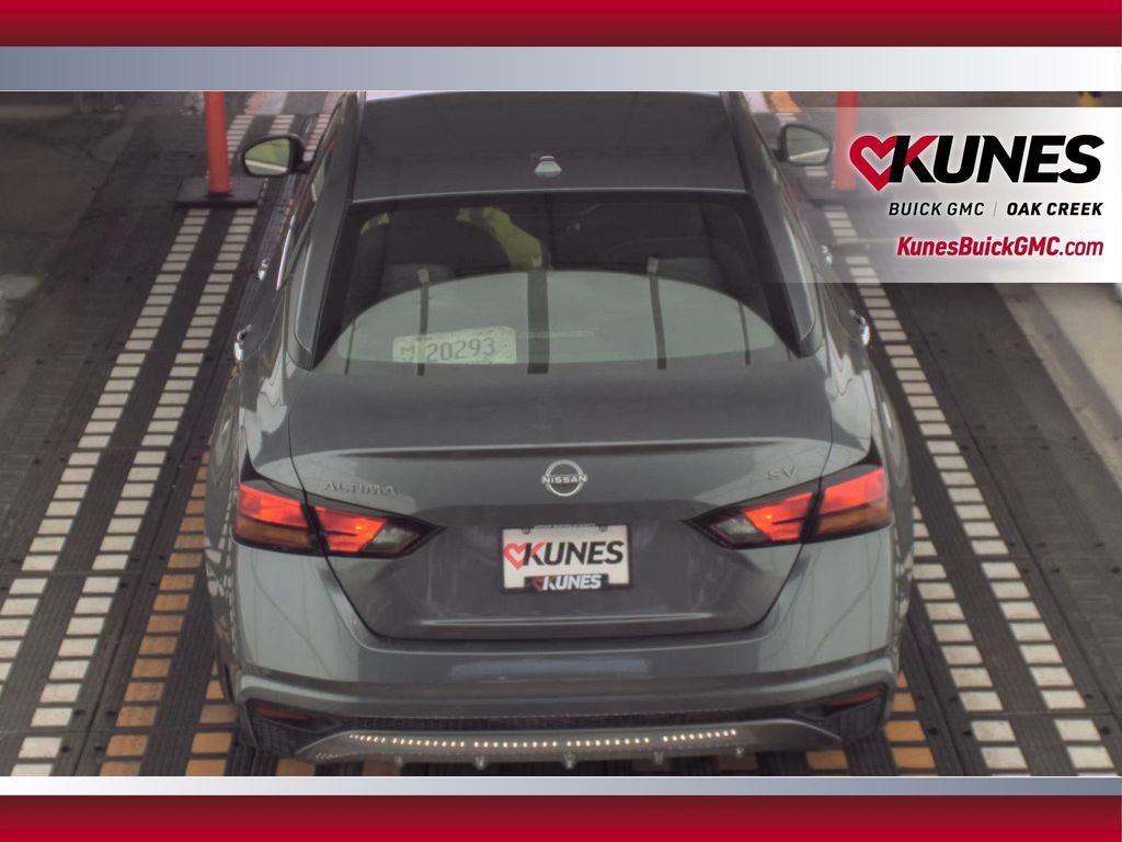 Used 2024 Nissan Altima 2.5 SV image 7