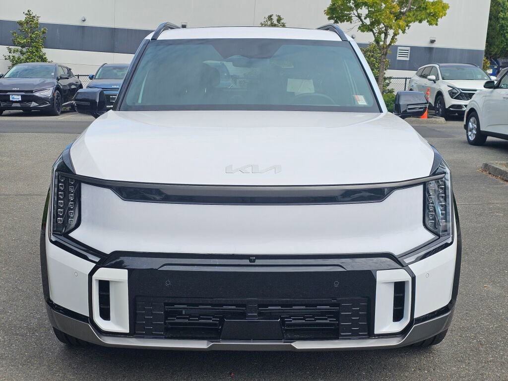 New 2026 Kia EV9 GT-Line video 2